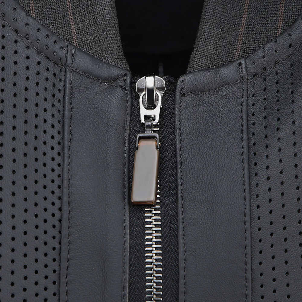 Chamarra Cuadra en Piel Genuina - H372BOB